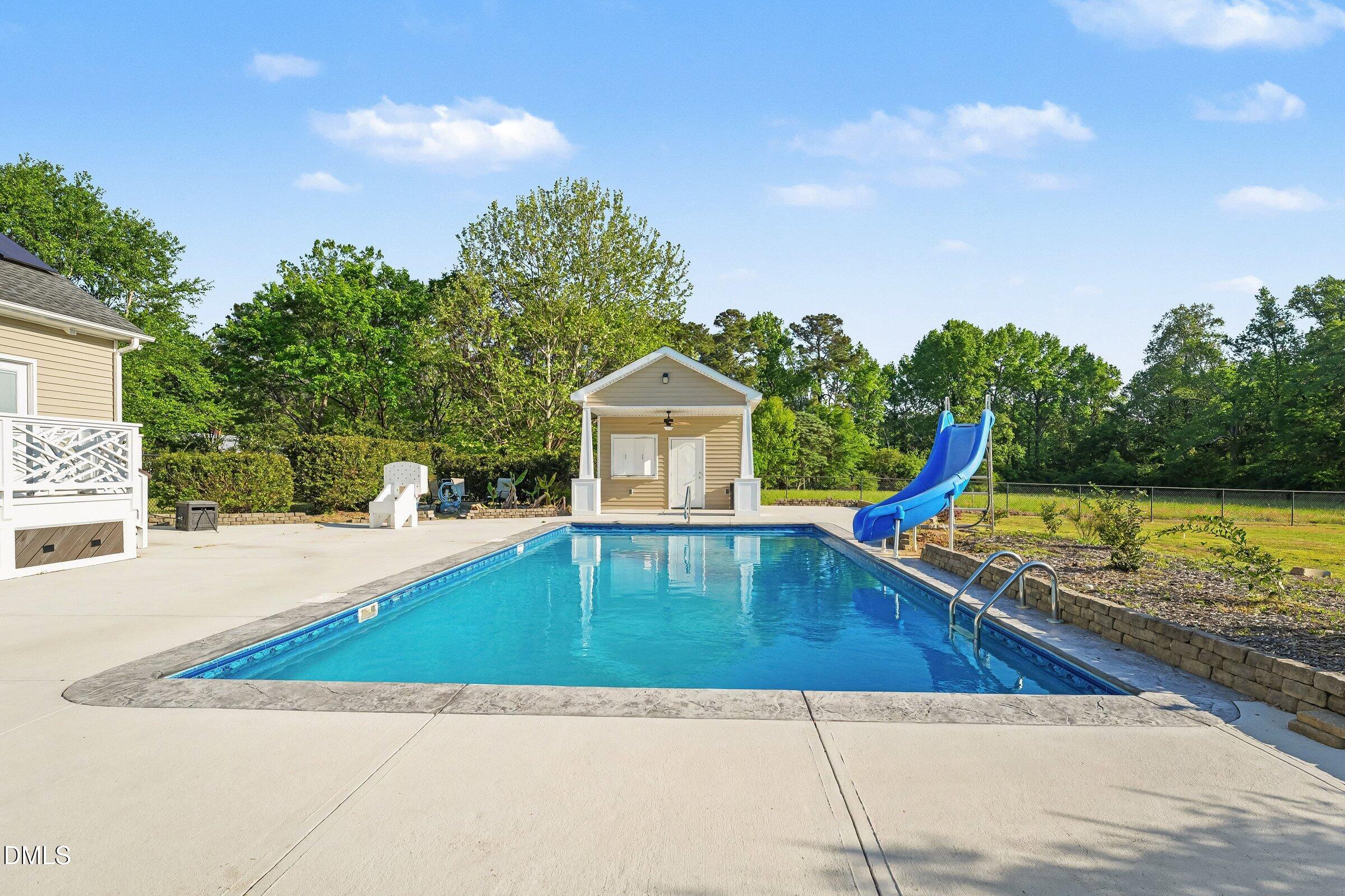 1446 Neighbors Road Dunn, NC 28334 - Photo 34 of 36 029_file_2780