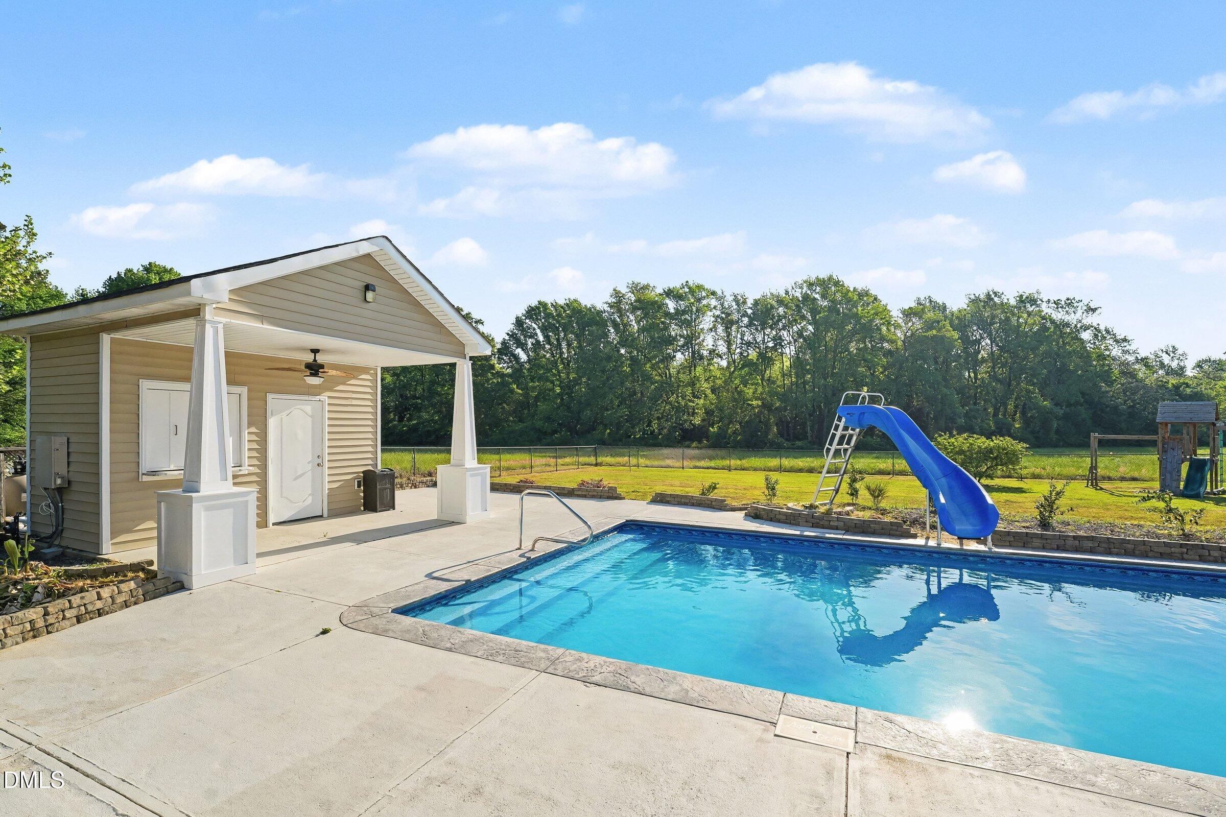 1446 Neighbors Road Dunn, NC 28334 - Photo 35 of 36 030_file_6258