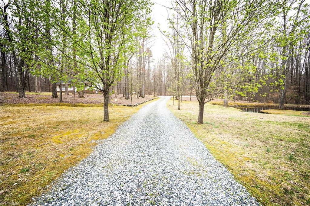 5200 Folgers Mill Road Julian, NC 27283 - Photo 17 of 20 Driveway
