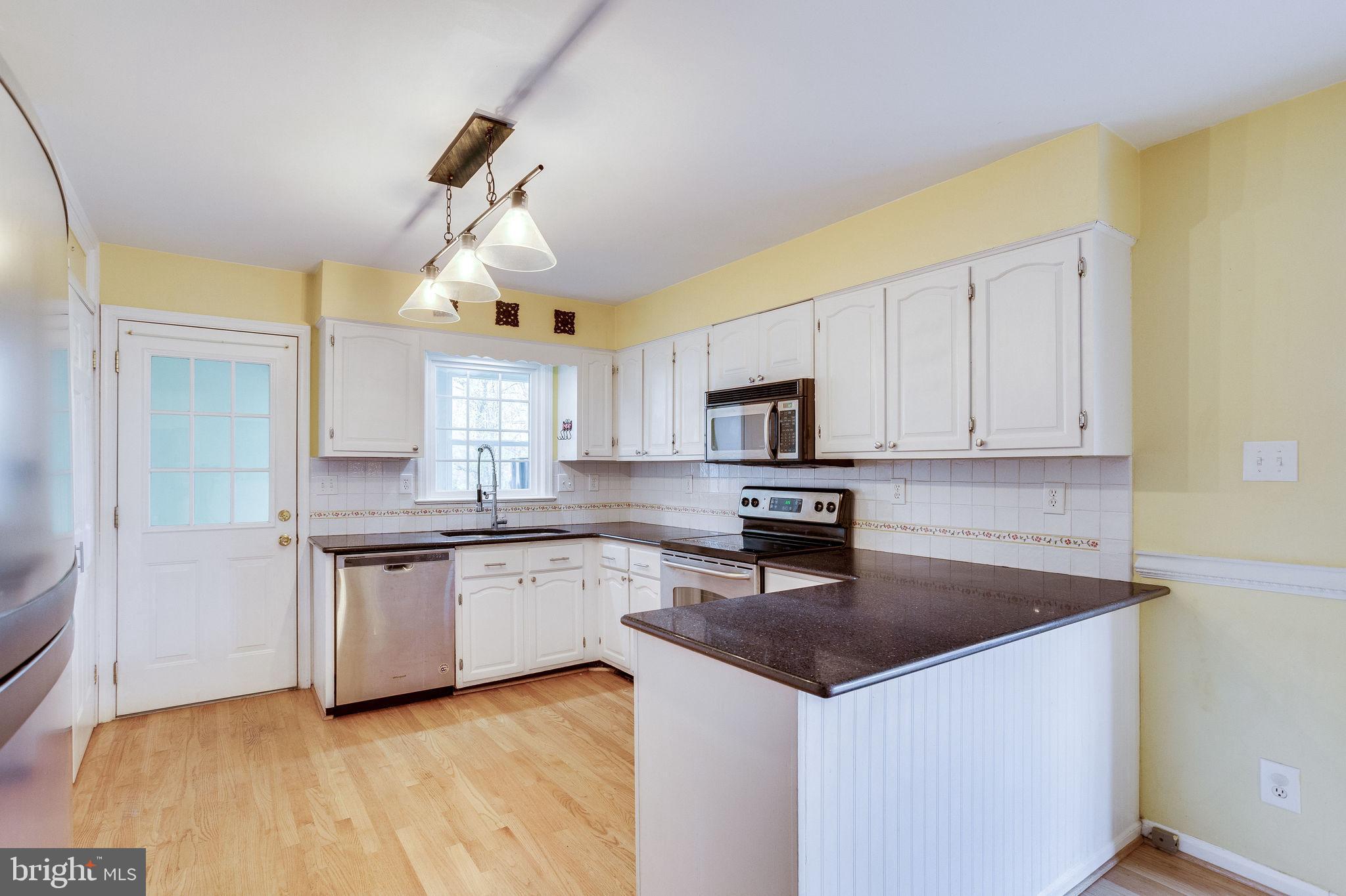 7033 Coventry Road Alexandria, VA 22306 - Photo 11 of 79 Gallery Image 11