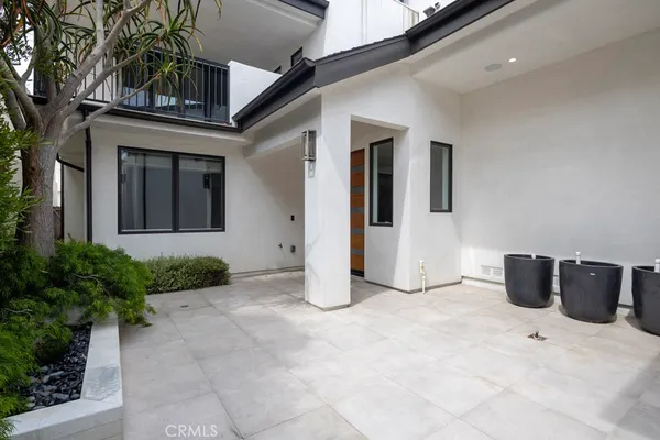 $18,999 | 319-5 Jasmine Avenue, Corona del Mar, CA 92625