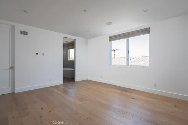 $18,999 | 319-5 Jasmine Avenue, Corona del Mar, CA 92625