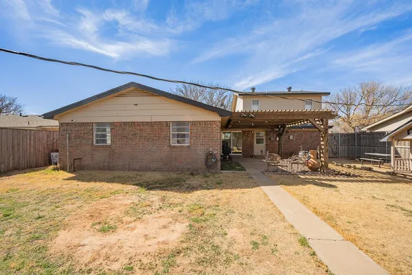 $295,000 | 238 Hickory Street, Hereford, TX 79045