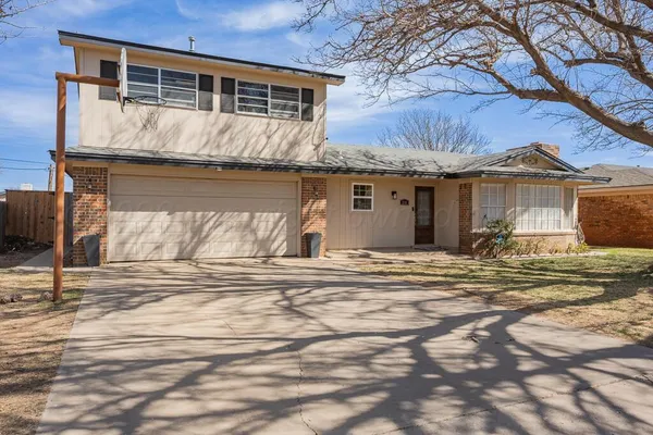 $295,000 | 238 Hickory Street, Hereford, TX 79045