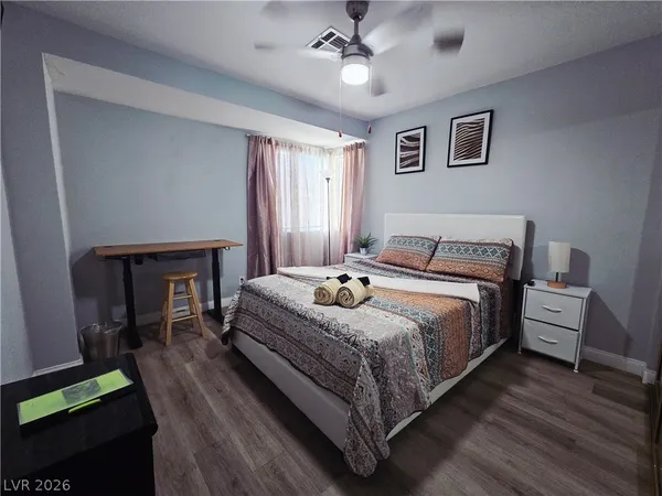 $1,910 | 5045 Spencer Street, Unit B, Las Vegas, NV 89119