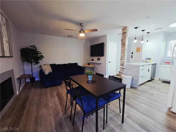 $1,910 | 5045 Spencer Street, Unit B, Las Vegas, NV 89119