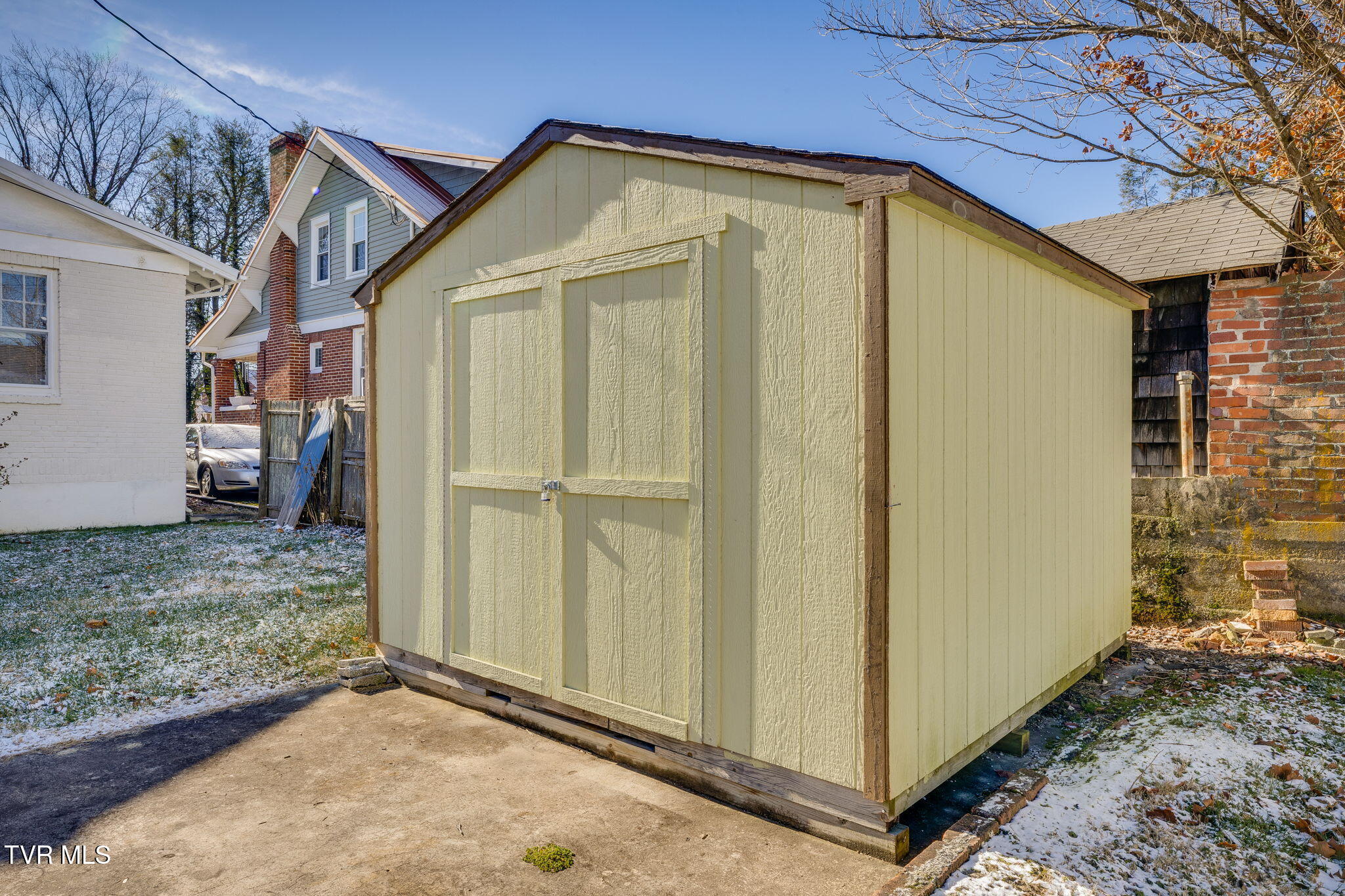 631 Taylor Street Bristol, TN 37620 - Photo 24 of 25 030