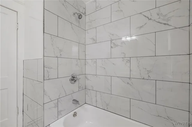 $349,900 | 207 Davidson Avenue, Buffalo, NY 14215