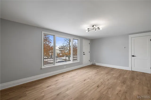 $349,900 | 207 Davidson Avenue, Buffalo, NY 14215