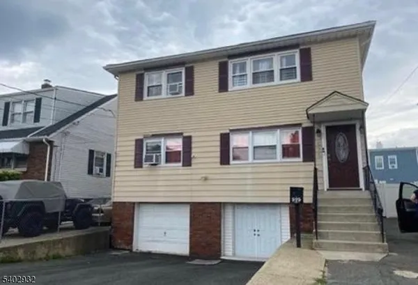 $2,550 | 573 North 11th Street, Newark, NJ 07107