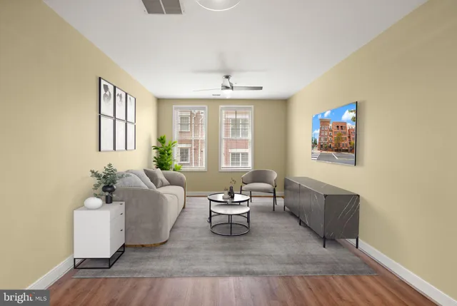 $394,999 | 181 East Reed Avenue, Unit 206, Alexandria, VA 22305