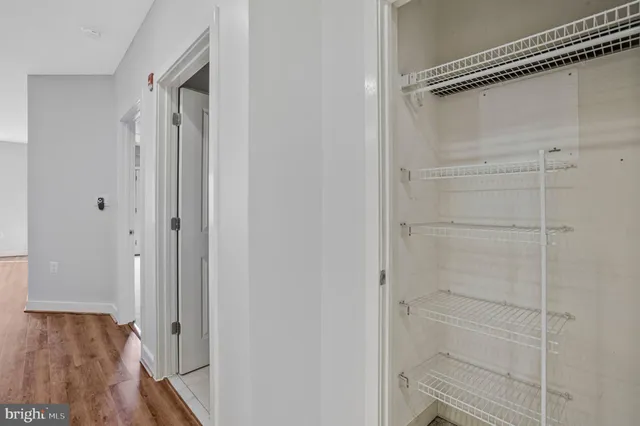 $384,900 | 181 East Reed Avenue, Unit 206, Alexandria, VA 22305