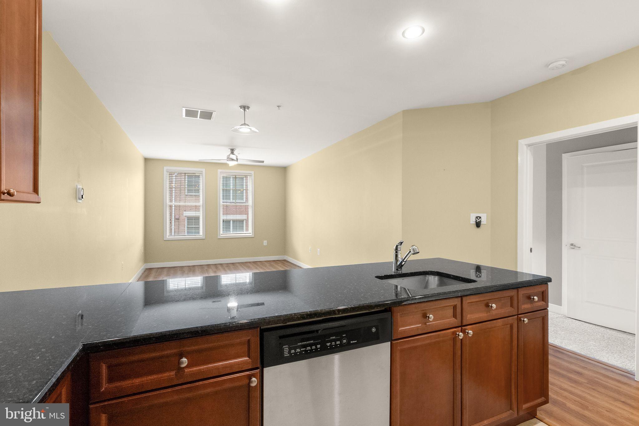 181 East Reed Avenue, Unit 206 Alexandria, VA 22305 - Photo 14 of 65