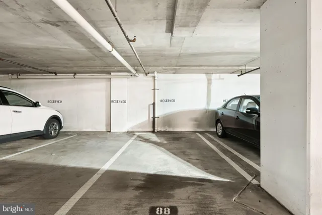 $384,900 | 181 East Reed Avenue, Unit 206, Alexandria, VA 22305