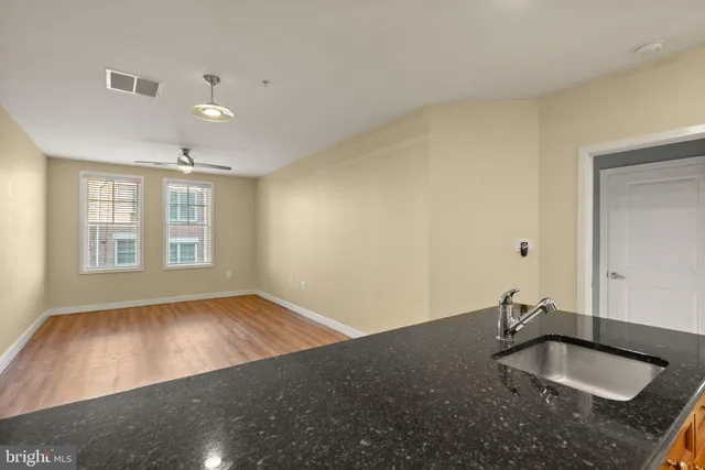 $384,900 | 181 East Reed Avenue, Unit 206, Alexandria, VA 22305
