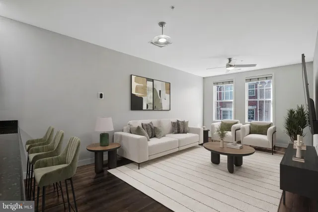 $384,900 | 181 East Reed Avenue, Unit 206, Alexandria, VA 22305