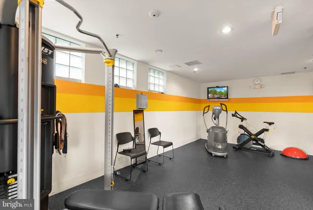 $384,900 | 181 East Reed Avenue, Unit 206, Alexandria, VA 22305