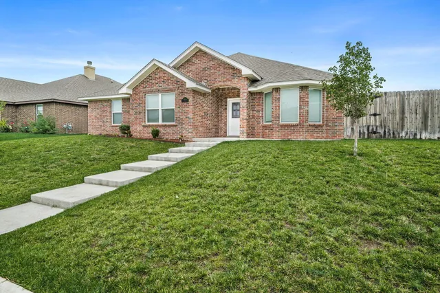 $375,000 | 8109 Miami Avenue, Amarillo, TX 79118