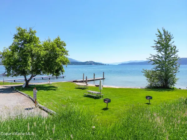 $1,095,000 | 471 Kaniksu Shores Road, Sandpoint, ID 83864