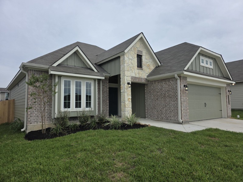 1499 Lk Rdg Drive Brenham, TX 77833 - Photo 2 of 18 Gallery Image 2