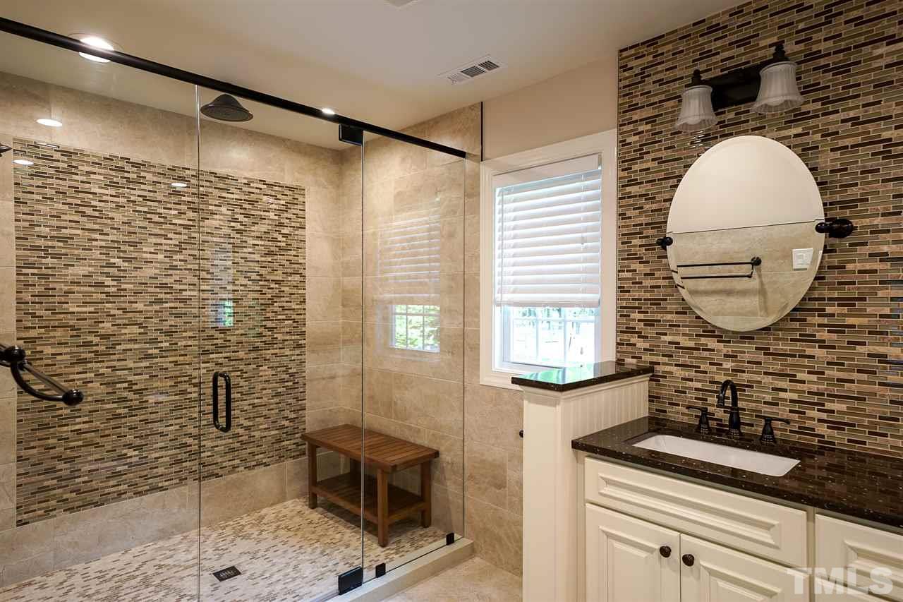 10100 Touchwood Place Raleigh, NC 27613 - Photo 14 of 26