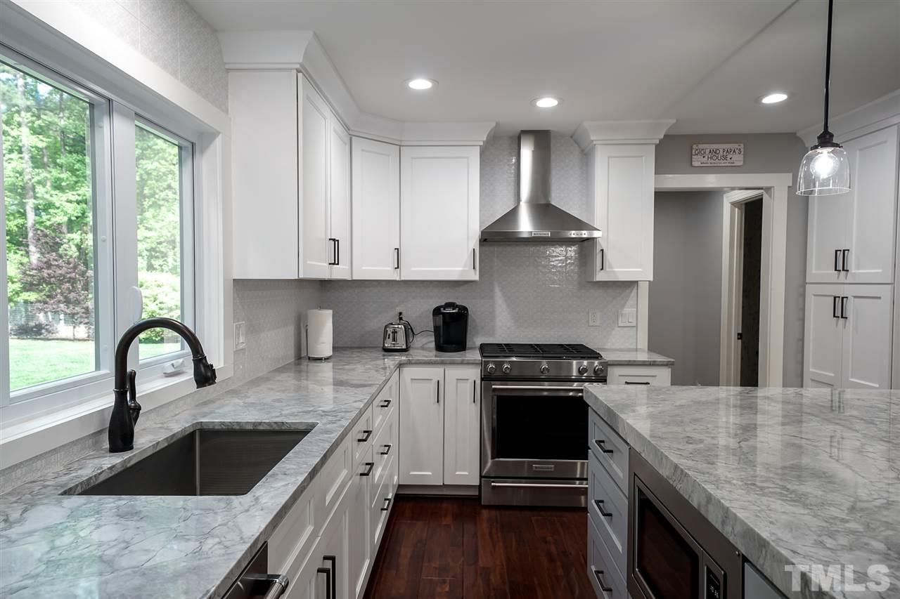 10100 Touchwood Place Raleigh, NC 27613 - Photo 6 of 26
