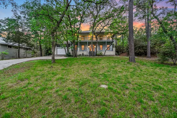 $2,695 | 104 Upolu Court, Bastrop, TX 78602