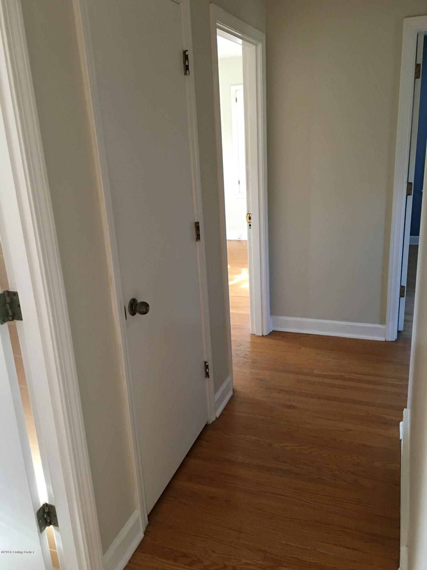 4305 Kinloch Road Louisville, KY 40207 - Photo 13 of 19 Hallway view 2