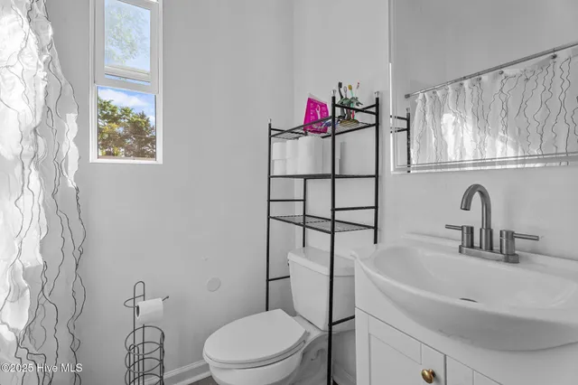 $173,900 | 511 Herring Avenue East, Wilson, NC 27893