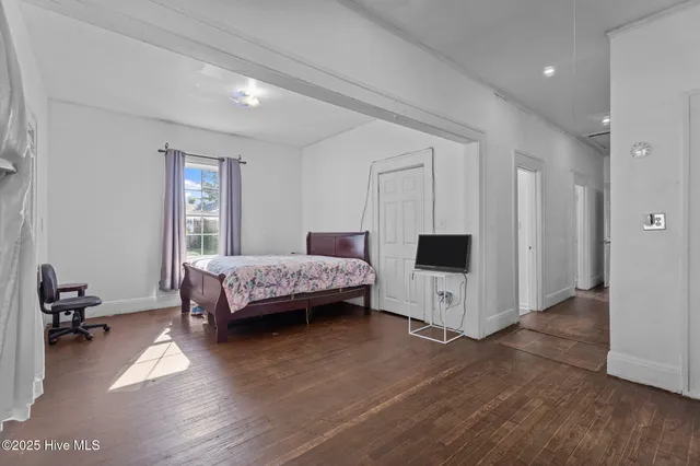 $173,900 | 511 Herring Avenue East, Wilson, NC 27893