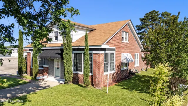 $173,900 | 511 Herring Avenue East, Wilson, NC 27893