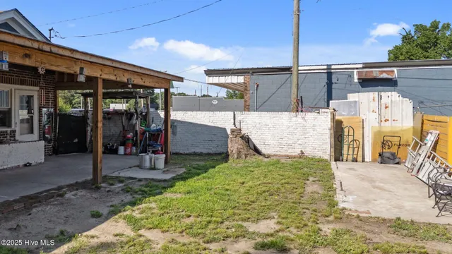 $173,900 | 511 Herring Avenue East, Wilson, NC 27893