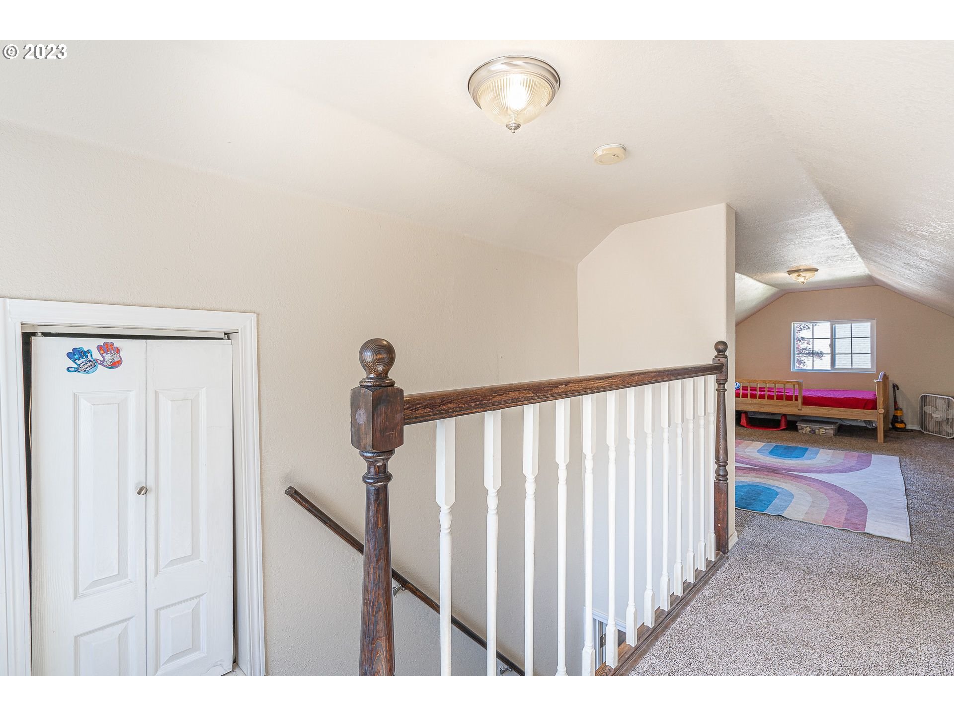 1255 North Kilpatrick Street Portland, OR 97217 - Photo 20 of 30 a view of a hallway