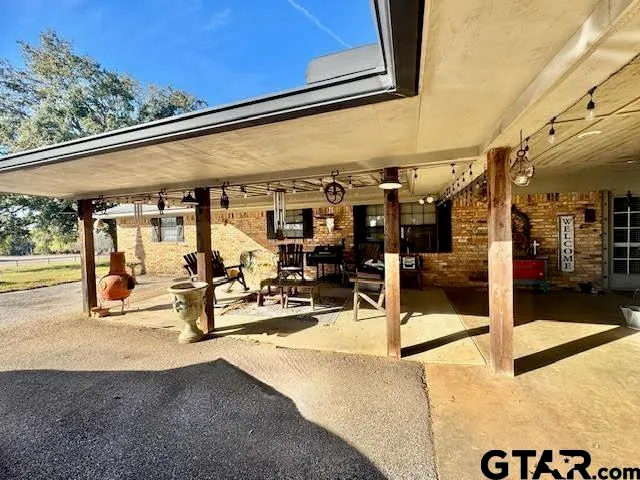 $315,000 | 12239 Lovers Lane, Larue, TX 75770