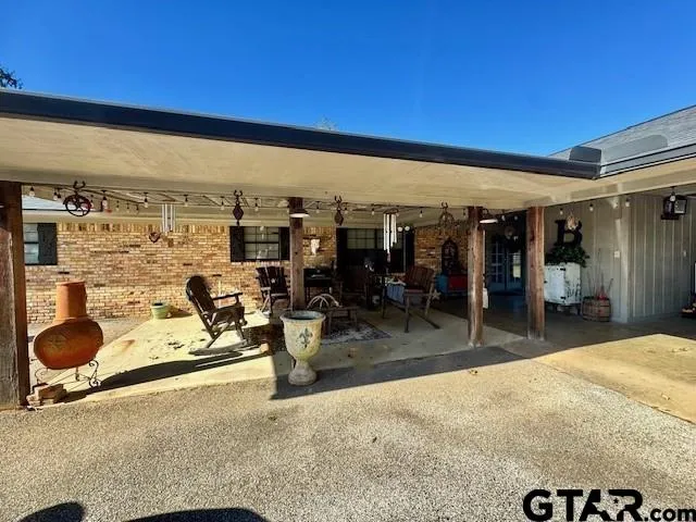 $315,000 | 12239 Lovers Lane, Larue, TX 75770