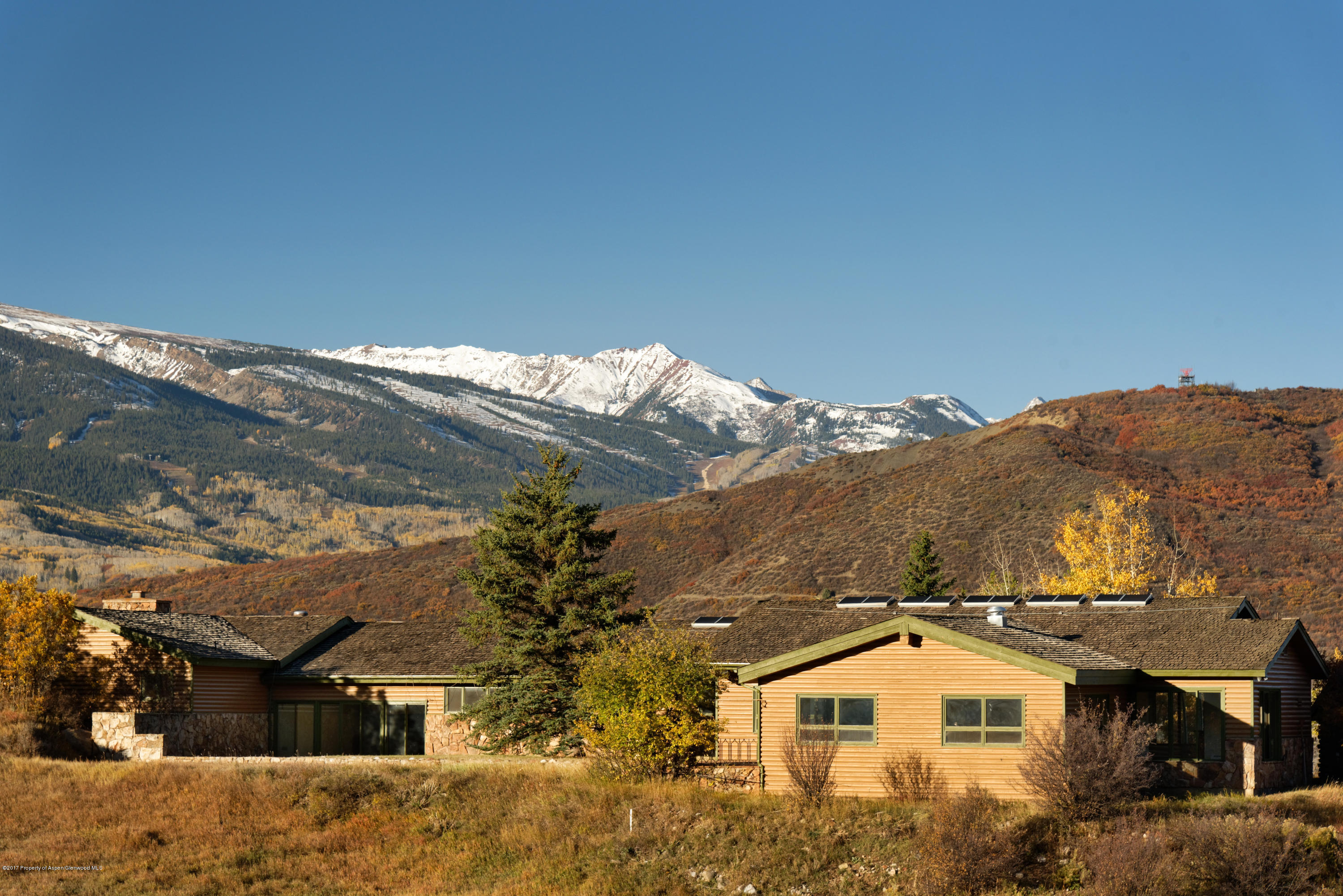 1765 McLain Flats Road Aspen, CO 81612 - Photo 21 of 73 front view of a house