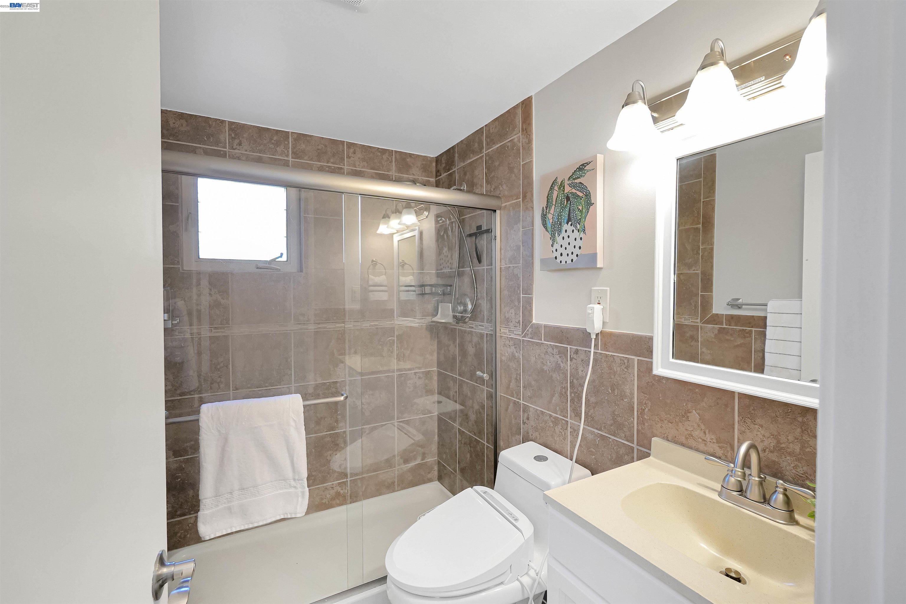 2333 Darwin Street Hayward, CA 94545 - Photo 32 of 53