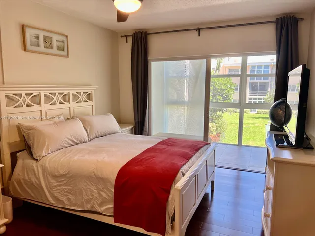 $1,850 | 1481 South Ocean Boulevard, Unit 211E, Lauderdale-by-the-Sea, FL 33062