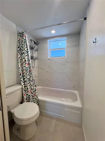 $1,850 | 1481 South Ocean Boulevard, Unit 211E, Lauderdale-by-the-Sea, FL 33062