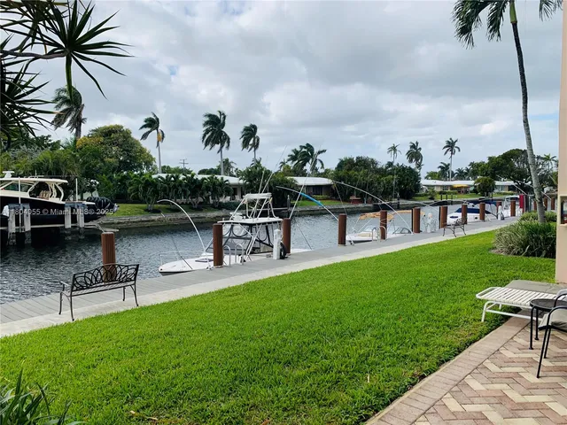 $1,850 | 1481 South Ocean Boulevard, Unit 211E, Lauderdale-by-the-Sea, FL 33062