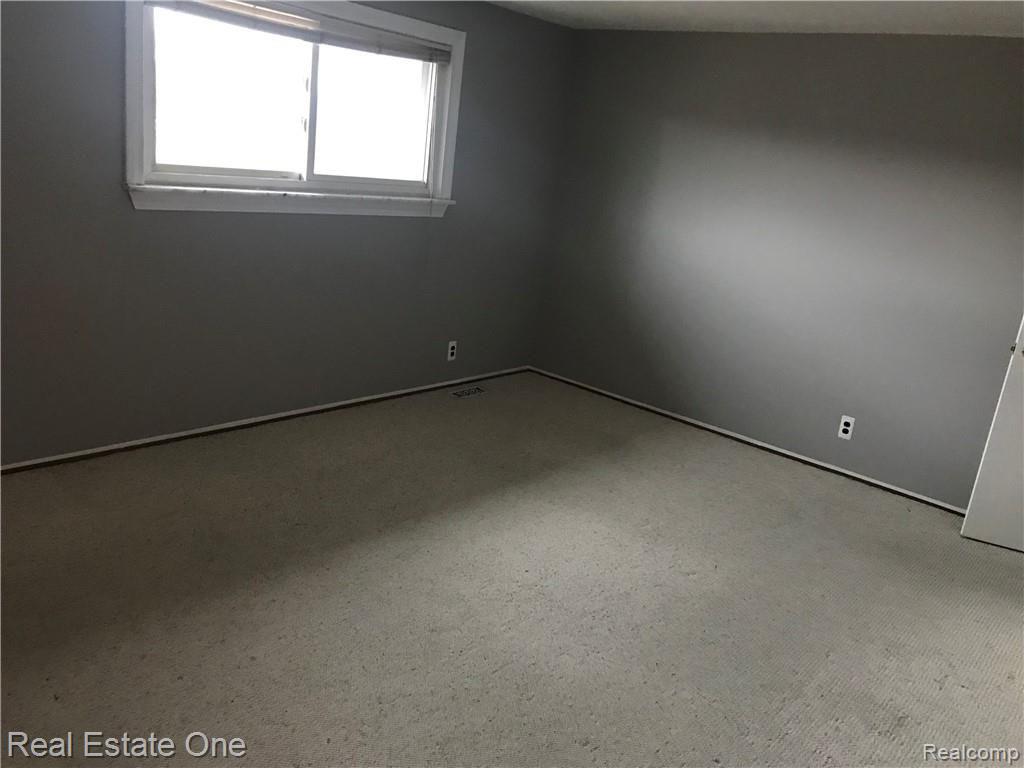8401 18 18 Mile Road, Unit 3 Sterling Heights, MI 48313 - Photo 12 of 16