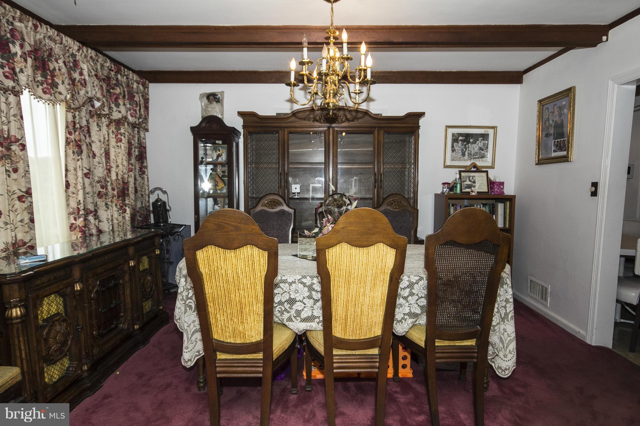 831 Providence Road Baltimore, MD 21286 - Photo 20 of 30 Dining Room