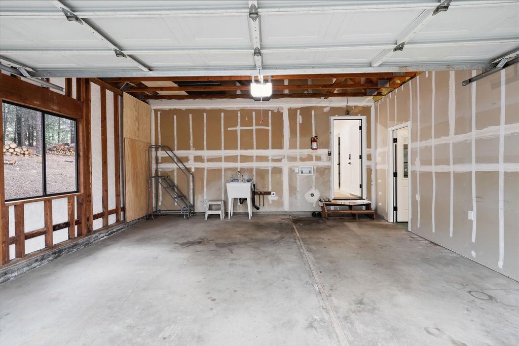 14740 Orzalli Road Grass Valley, CA 95945 - Photo 57 of 91 2 Car Garage
