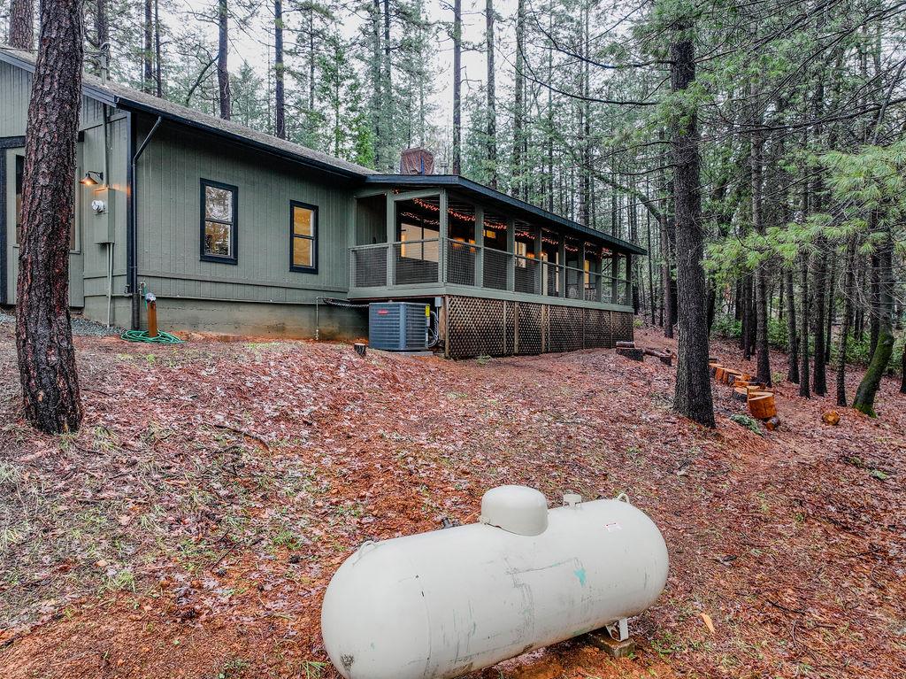 14740 Orzalli Road Grass Valley, CA 95945 - Photo 78 of 91