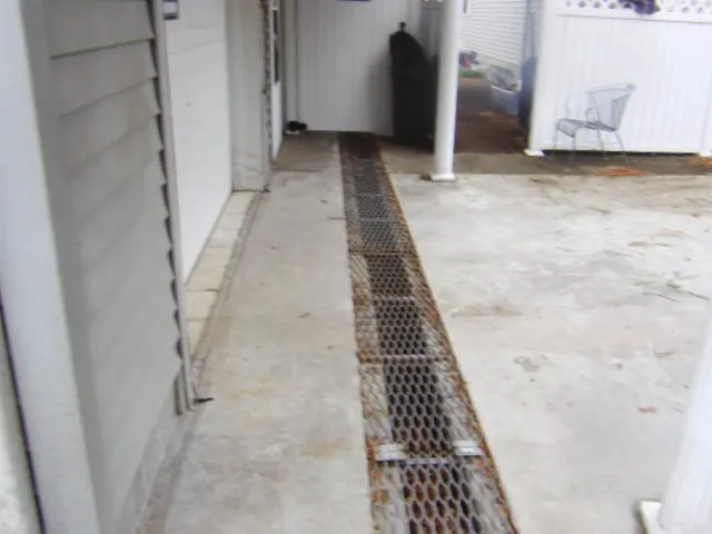 $185,000 | 832 West Raymond Street, Harrisburg, IL 62946