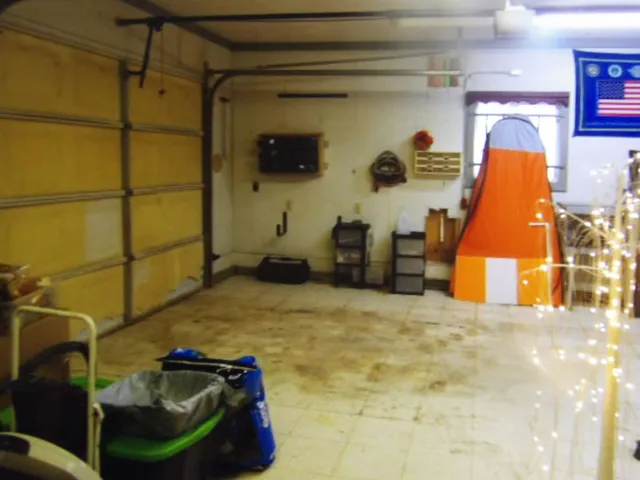 $185,000 | 832 West Raymond Street, Harrisburg, IL 62946