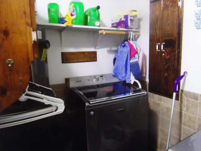 $185,000 | 832 West Raymond Street, Harrisburg, IL 62946