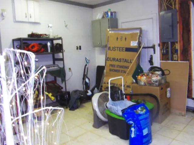 $185,000 | 832 West Raymond Street, Harrisburg, IL 62946