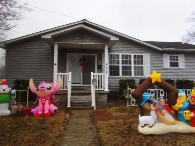 $185,000 | 832 West Raymond Street, Harrisburg, IL 62946