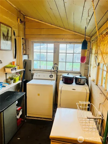 $329,000 | 111 Varner Avenue Southeast, Orting, WA 98360